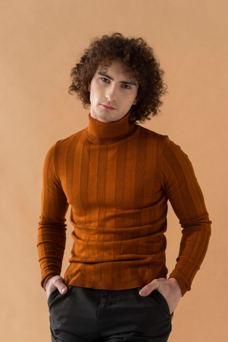 Monark Sweaters: Warm, Stylish, and Ready for Anything