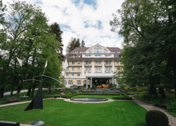 Find Your Dream Retreat: Exploring Luxury Real Estate in Haliburton