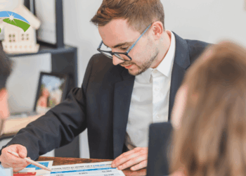 Finding the Perfect Family Home with the Help of a Buying Agent in London 