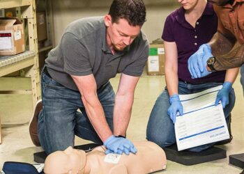 CPR Certification for Small Business Safety Program Compliance
