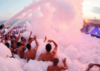 The Ultimate Guide to Hosting a Foam-Filled Celebration Everyone Will Remember