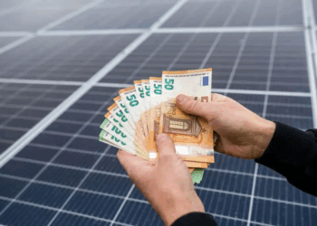 Harnessing the Future: Why Switching to Solar Energy Is a Smart Choice
