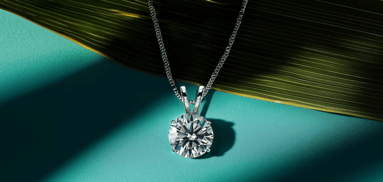 High-Quality Diamond Custom Pendants with Brilliant Sparkle