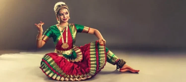 How to Master Adavus Through Online Bharatanatyam Lessons