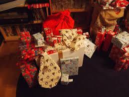 How To Ask for Custom Christmas Gift Indirectly: Giftshire’s Tips