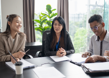 Key Benefits of Commission Tracking for Team Growth