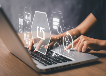 How E-commerce Businesses Use Document Parsing to Manage Orders?