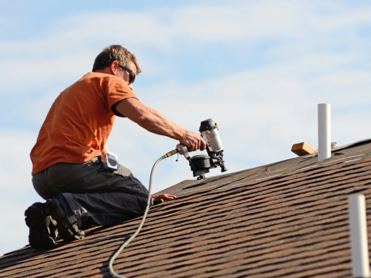 How to Ensure Quality Workmanship from Your Roofing Contractor?