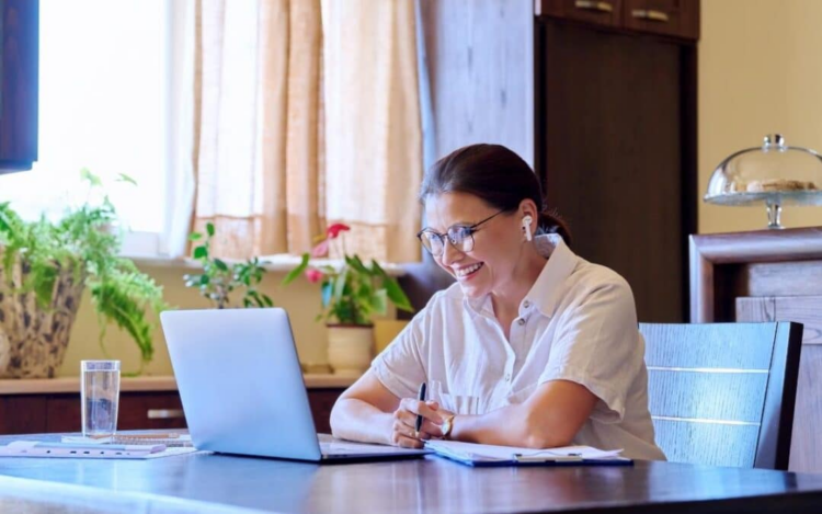 Online Therapist Depression Support Essential for Effective Mental Health Care