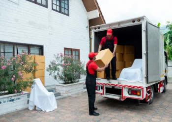 When to Hire Local Movers for Condo and Apartment Moves