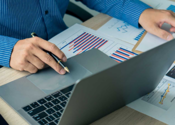 Managing Business Fuel Expenses as a Sole Trader With a Fuel Card