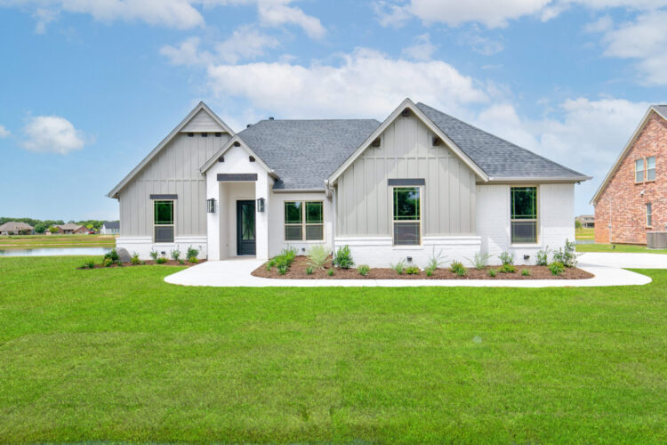 What Should Homeowners Consider When Designing Their Custom Home?