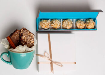 Custom Cookie Boxes: Food Safety, Design & Consumer Appeal