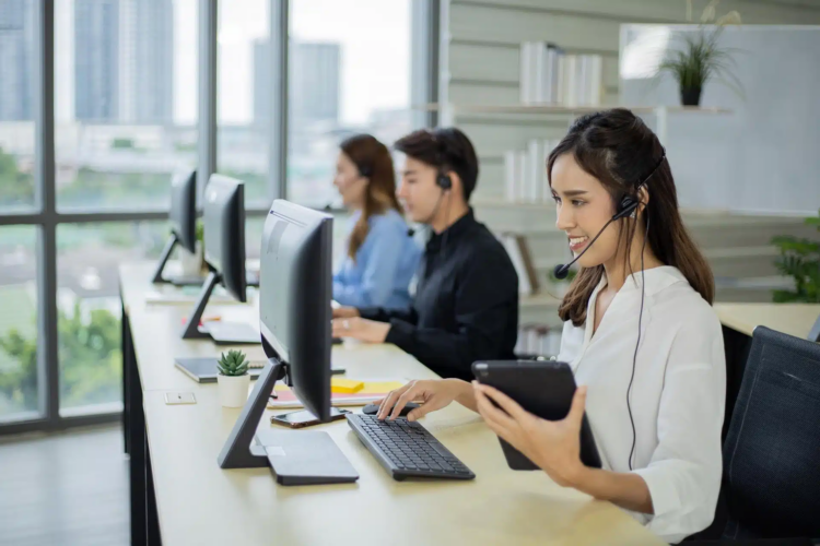 The Benefits of Outsourcing Debt Recovery: Why Businesses Choose Third-Party Solutions