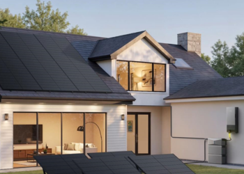 What Is a Solar Battery and How Does It Work?