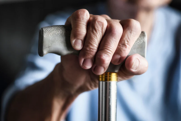 The benefits afforded to those who purchase a walking cane and additional accessories