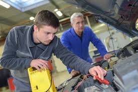 Why Small Engine Repair Shops Stall Without the Right Software?