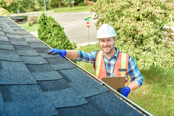 7 Essential Things Homeowners Should Know Before Hiring a Roofing Contractor