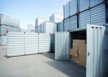 Why Vinyl Storage Sheds Are a Smart Choice for Outdoor Organization