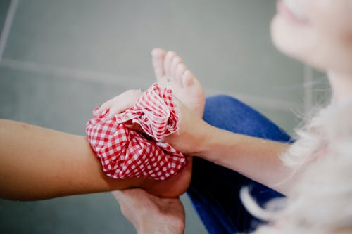 Signs It’s Time to Consult a Foot and Ankle Expert