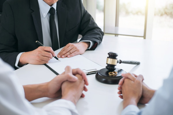 Common Mistakes to Avoid During Divorce Proceedings