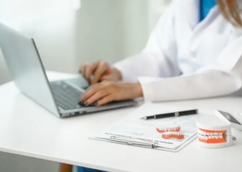 Top Benefits of Working With Professional Dental Billing Company