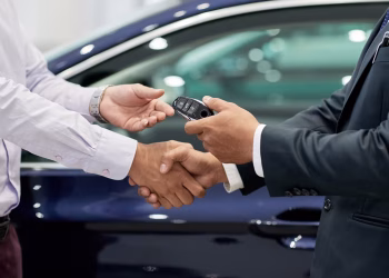 How to Communicate the Value of Dealership Rewards to Customers