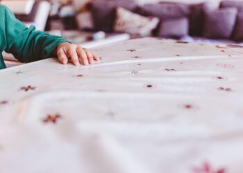 Why Polyester Microfiber Fabric Is the Smart Choice for Growing Bedding Brands