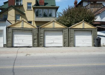 Repair or Replace? Deciding What’s Best for Your Garage Door