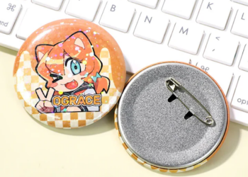 Custom Pin Printing – Acrylic, Button & Enamel Options