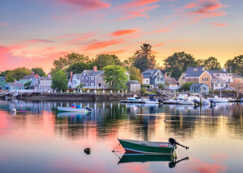 Essential Steps for Buying a Home on the Coastal Maine Waterfront