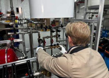 How a Local Plumber Transforms Your Plumbing Emergencies?